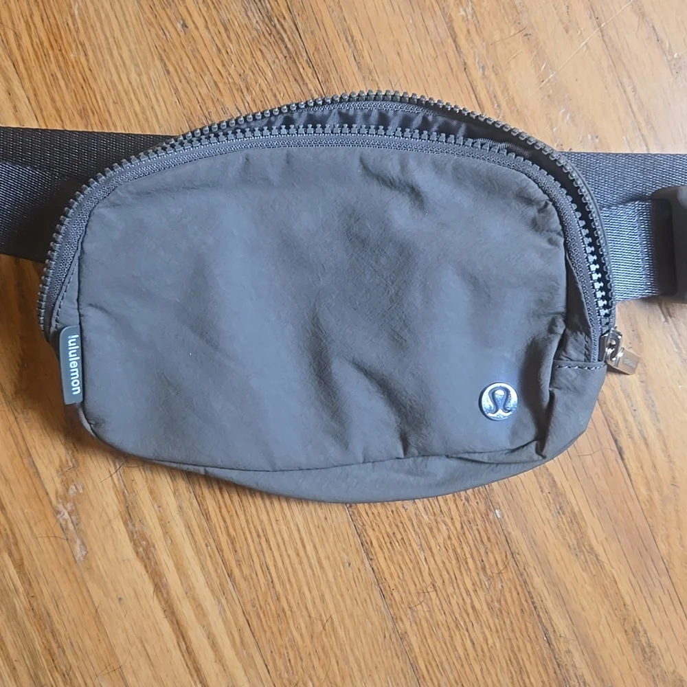 Lululemon medium sage green belt bag